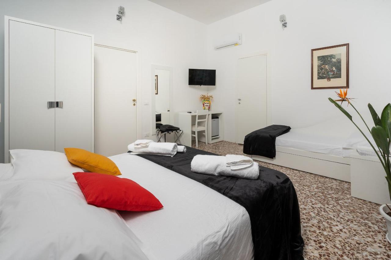 Regina Margherita - bed&breakfast&solarium Syracuse Esterno foto