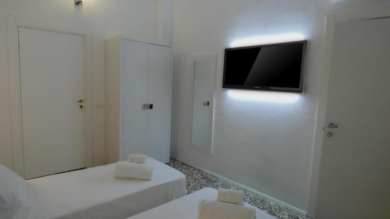 Regina Margherita - bed&breakfast&solarium Syracuse Esterno foto